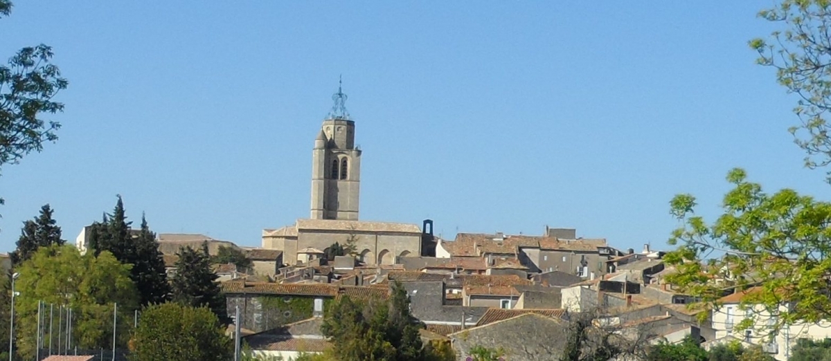 Caux 34720 dans le Languedoc Hérault  | vue du village 